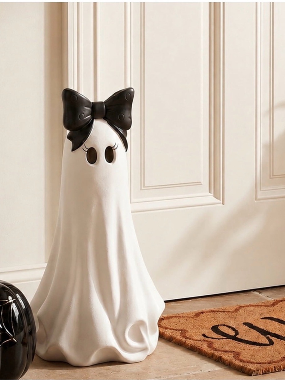 My Texas House White Ghost Décor with Black Bow Accent Viral